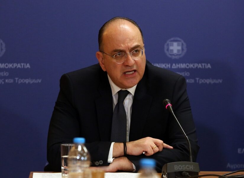 Και γαλάζια πυρά κατά Λαζαρίδη – Αντιπολίτευση: Μονόδρομος η αποπομπή του