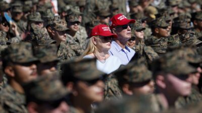 Η διεστραμμένη λατρεία της ισχύος στην εποχή Τραμπ/MAGA Νικόλαος Λάος