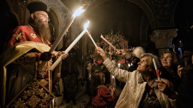 Μία λαογραφική αναδρομή στα έθιμα του Πάσχα, Δημήτρης Σταθακόπουλος