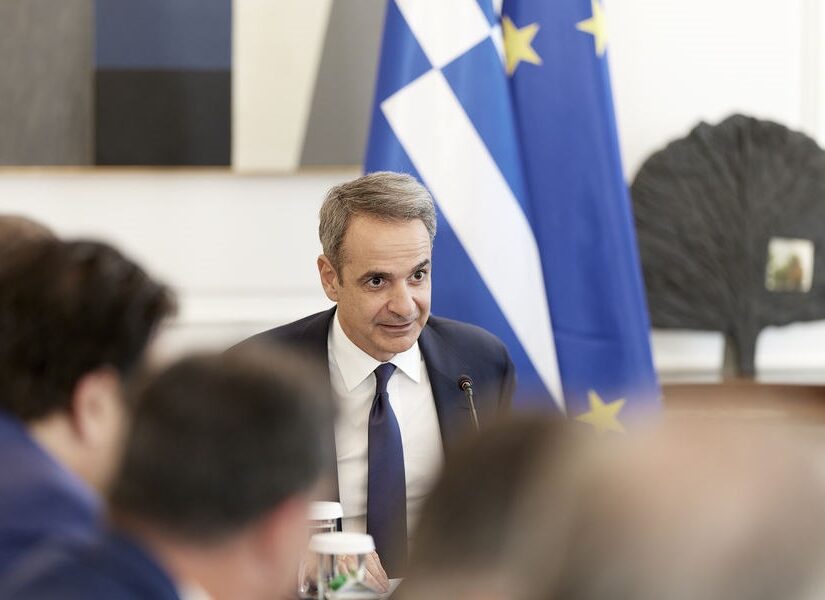 Μητσοτάκης: Κόμματα μας παρουσιάζουν σαν μαφία! – Ανδρουλάκης: Μία συμμορία στο Μαξίμου επηρεάζει την Δικαιοσύνη