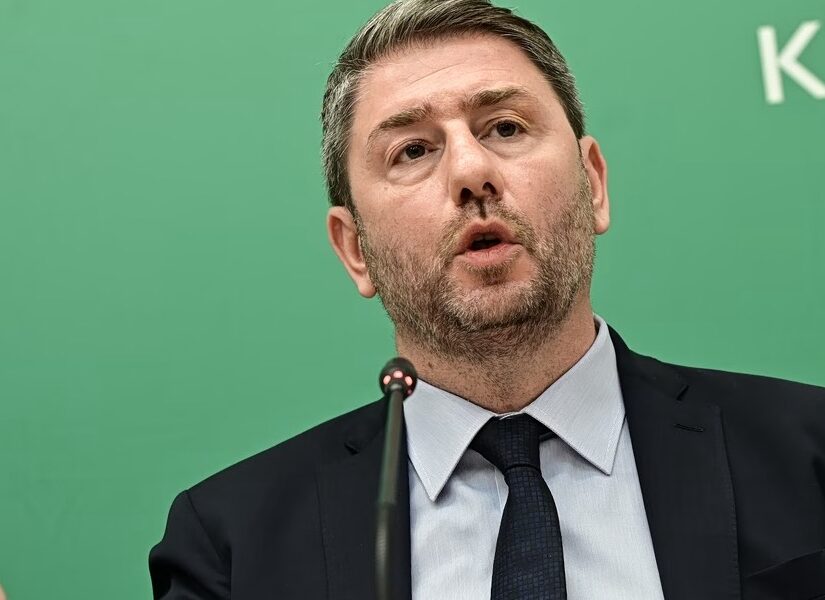 Πώς γίνεται ρε Ανδρουλάκη να ξεχάσεις ολόκληρο εκατομμύριο ευρώπουλα! Κόμπρα