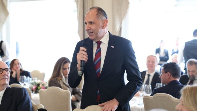 Φιάσκο η επίσκεψη Γεραπετρίτη στην Λιβύη , Κώστας Κόλμερ