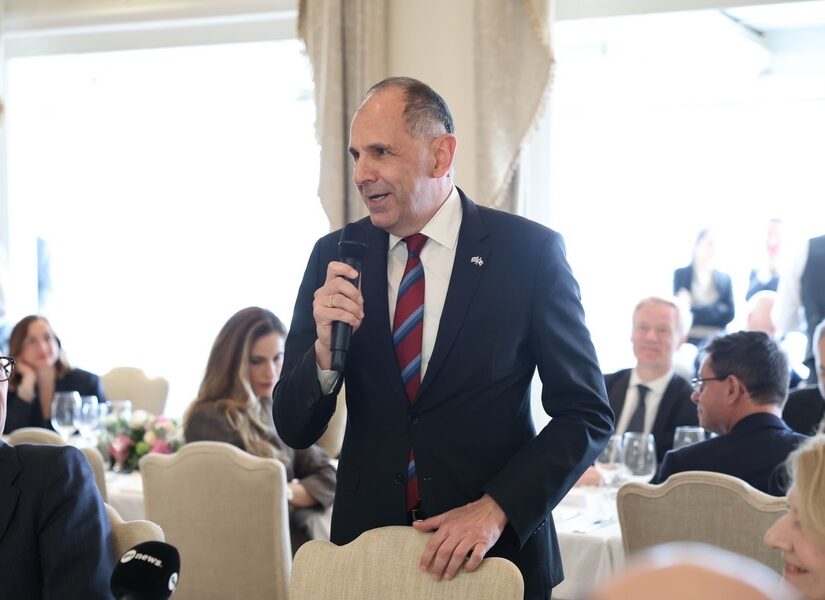 Φιάσκο η επίσκεψη Γεραπετρίτη στην Λιβύη , Κώστας Κόλμερ