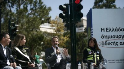 Ας κάνει εικόνισμα στην αντιπολίτευση ο Κυριάκος... Απόστολος Αποστολόπουλος