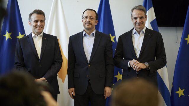 Τί θα ζητήσει ο Μακρόν από τον Μητσοτάκη όταν έρθει στην Αθήνα, Αλέξανδρος Τάρκας