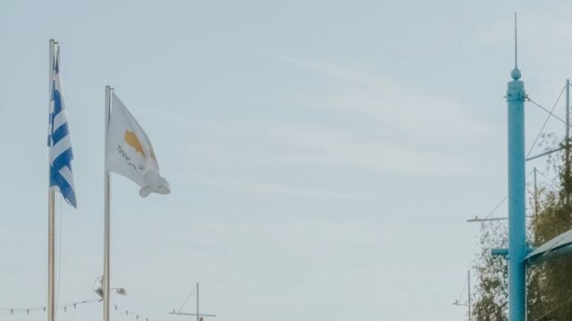 Ελλάδα και Κύπρος: Προσοχή στο Ισραήλ και στις βρετανικές βάσεις, William Mallinshon