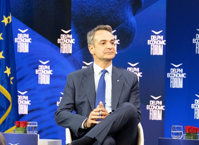 Σανίδα σωτηρίας στις παροχές ψάχνει ο περικυκλωμένος από σκάνδαλα Κυριάκος, Σπύρος Γκουτζάνης