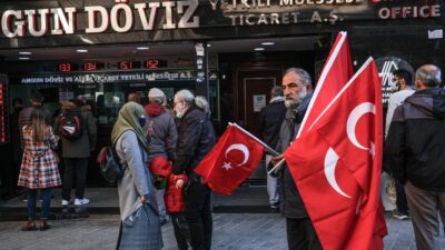 Τουρκία: Καύσιμα "φωτιά" και οικονομία σε ασφυξία - Ο πόλεμος βαραίνει την κυβέρνηση, Βάνα Στέλλου