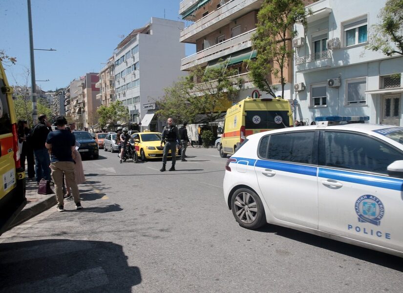 4 τραυματίες στον ΕΦΚΑ και στο Ειρηνοδικείο από το δολοφονικό αμόκ του 89χρονου – Αναζητείται ο δράστης