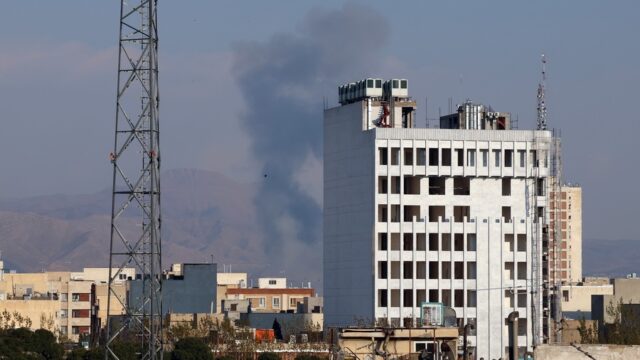 Ιράν: Δεν ζητάμε κατάπαυση – Ευρωπαίοι για τις απειλές Τραμπ – Επαφές CIA-Μόσχας – Τραυματίες στο Ισραήλ