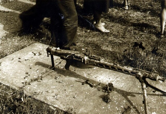 Ο διχασμός για τον Εμφύλιο καλά κρατεί... Βλάσης Αγτζίδης