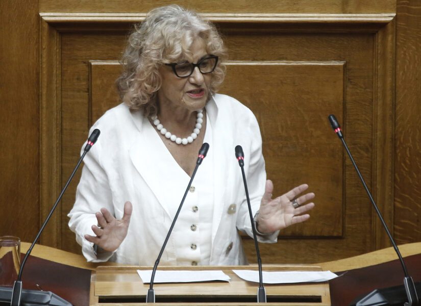 Έχασε τον 48χρονο γιο της η Θεανώ Φωτίου