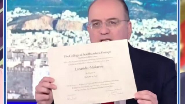 Γιατί ο πρωθυπουργός πρέπει να αποπέμψει τον Λαζαρίδη, Αθανάσιος Κωτσόπουλος