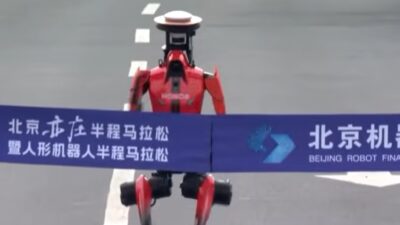 Το ρομπότ που έτρεξε πιο γρήγορα από τους ανθρώπους! Απόστολος Αποστόλου