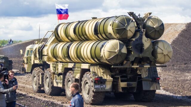 Τα όρια της πυρηνικής αποτροπής, Σωτήρης Μητραλέξης