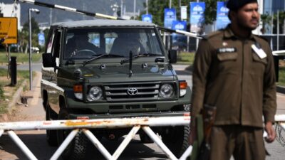 Αντίστροφη μέτρηση για την εκεχειρία – Αβέβαιη η στάση του Ιράν – CNN: Πώς ο Τραμπ τορπίλισε συμφωνία