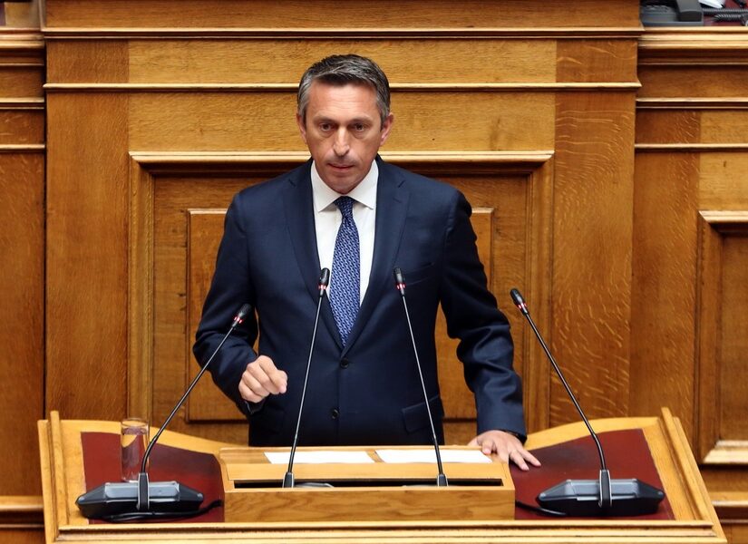 Κυριάκο SOS! – Ακόμα και ο Μαντάς σου την είπε... Κόμπρα