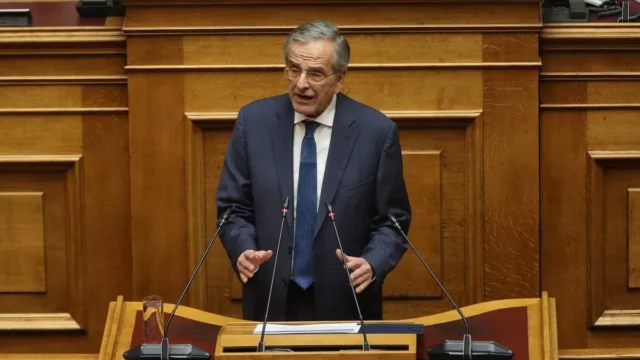 Σαμαράς: Συνώνυμο της διαφθοράς η κυβέρνηση – Εκλογές ζήτησε ο Ανδρουλάκης – ΟΠΕΚΕΠΕ: Δύο ακόμα γαλάζιοι σε δικογραφία