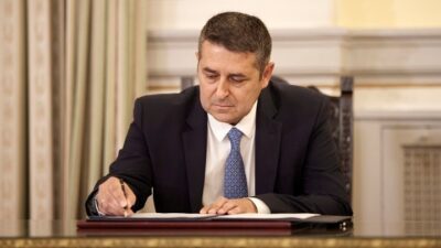 Διασωληνωμένος στη ΜΕΘ του "Ευαγγελισμός" ο Μυλωνάκης: Υπέστη εγκεφαλικό ανεύρυσμα