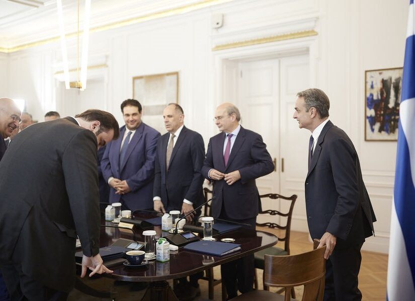 Ο Μητσοτάκης υπερασπίζεται το επιτελικό κράτος του... Σάββας Παυλίδης