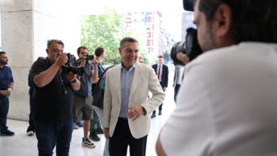 ΕΛΑΣ μη γελάς! Μάνος Στεφανίδης