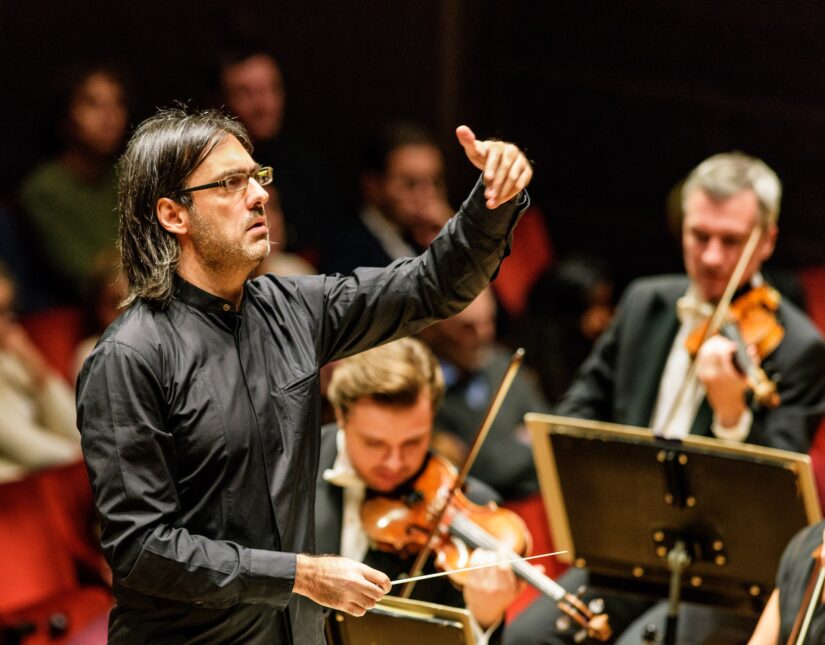 Η Πειραιώς Χορηγός της Συναυλίας της Philharmonia Orchestra υπό τη μουσική Διεύθυνση του Λεωνίδα Καβάκου στο Μέγαρο Μουσικής Αθηνών