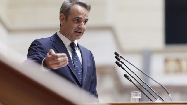 Μητσοτάκης: Κάποιοι υπουργοί δεν ιδρώνουν την φανέλα – Άδωνις κατά Δένδια – Επιθέσεις στην Κοβέσι