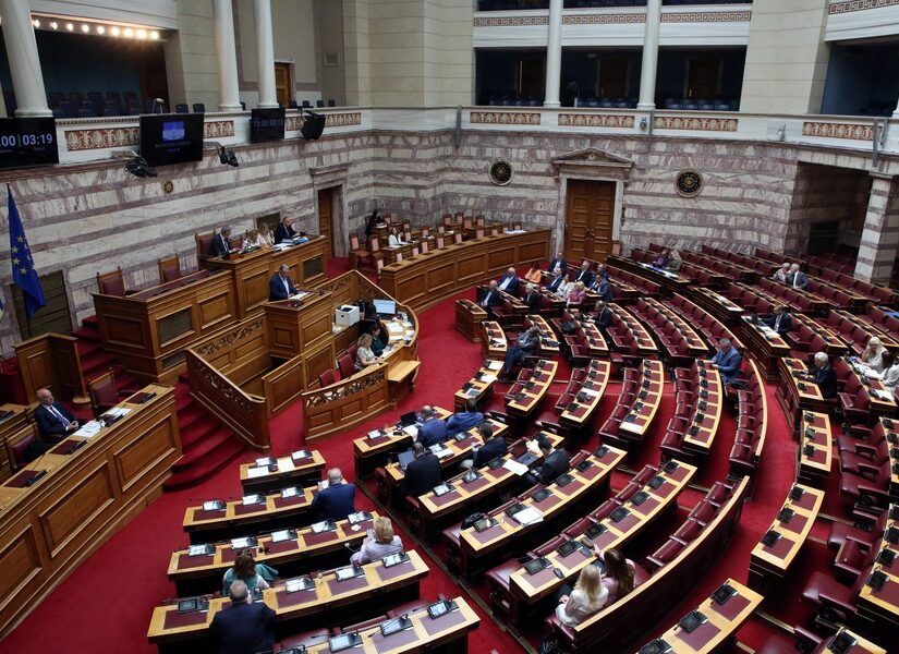 Θύελλα για το μπάζωμα των υποκλοπών – Επίθεση από Σαμαρά – Ανδρουλάκης: Εθνική προδοσία