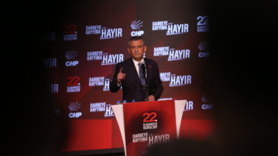 Πώς η δικαστική απόφαση κατά της αντιπολίτευσης κλυδωνίζει την τουρκική οικονομία - Ο ρόλος Σιμσέκ Βάνα Στέλλου
