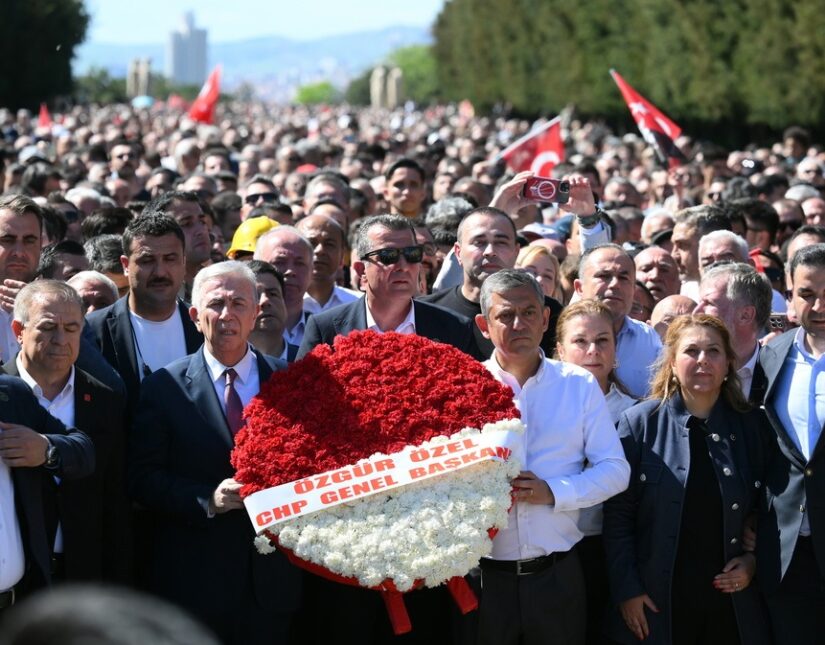 Σε αχαρτογράφητα νερά πλέει ο Ερντογάν μετά το δικαστικό πραξικόπημα, Ευθύμιος Τσιλιόπουλος