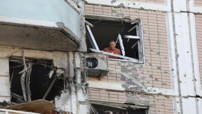 Νεκροί και τραυματίες από επιθέσεις εκατοντάδων ουκρανικών drones στην Μόσχα (video)