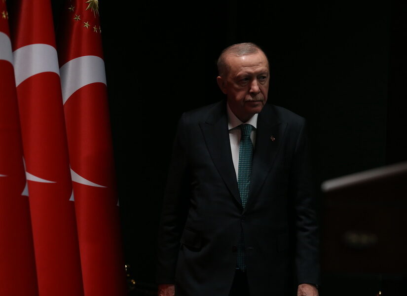 Ερντογάν: Δεν εμπλεκόμαστε στα εσωτερικά της αξιωματικής αντιπολίτευσης