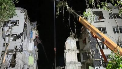 Ποιος λέει την αλήθεια για τον πόλεμο; Γιάννης Πανούσης