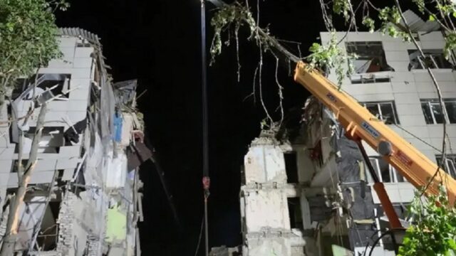 Ποιος λέει την αλήθεια για τον πόλεμο; Γιάννης Πανούσης