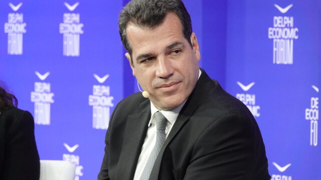 Ο Πλεύρης, εμείς και η Τζόις, Γιώργος Κουρμούζης