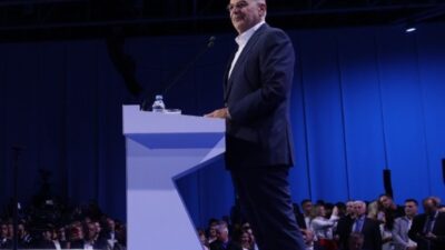 Συνέδριο ΝΔ: Σκληρή ομιλία Δένδια με αναφορές σε Καραμανλή – Σαμαρά