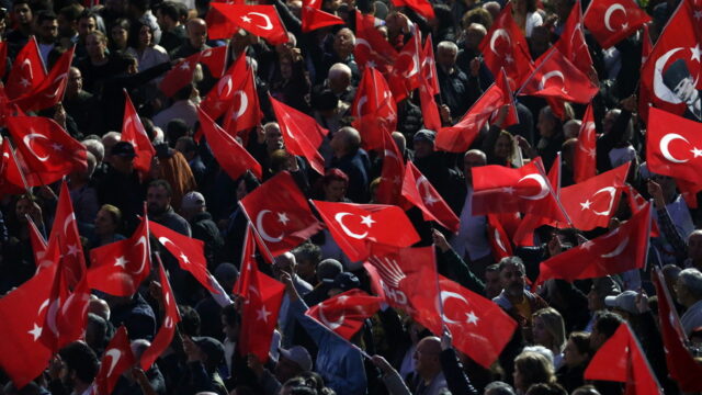 Γιατί μας αφορούν οι αναταράξεις στην Τουρκία, Κώστας Κόλμερ
