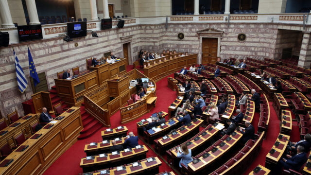 Πως αλλάζει ο νόμος για τις δίκες των βουλευτών, Λέανδρος Ρακιντζής