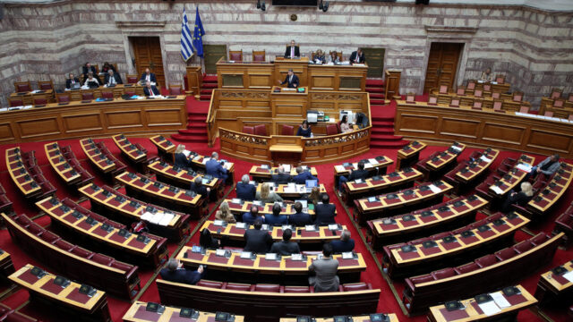 Πώς μπορεί η αντιπολίτευση να τελειώσει τον Μητσοτάκη, Παντελής Οικονόμου