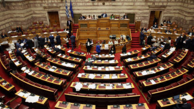 Χωρίς υποψήφιο πρωθυπουργό η αντιπολίτευση... Απόστολος Αποστολόπουλος