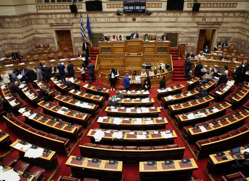 Χωρίς υποψήφιο πρωθυπουργό η αντιπολίτευση... Απόστολος Αποστολόπουλος