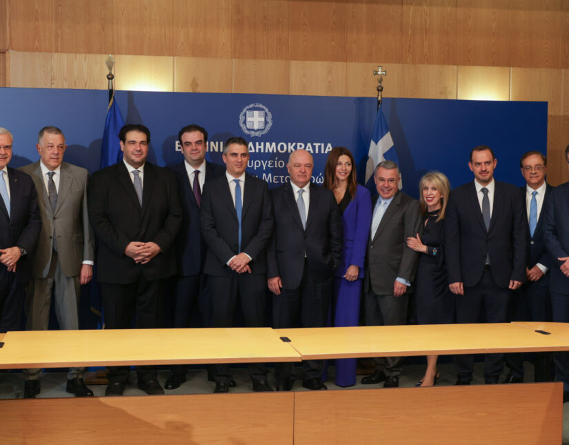 Νέα δωρεά 100 εκατ. ευρώ από τις τέσσερις συστημικές τράπεζες για την αναβάθμιση σχολικών υποδομών σε όλη τη χώρα