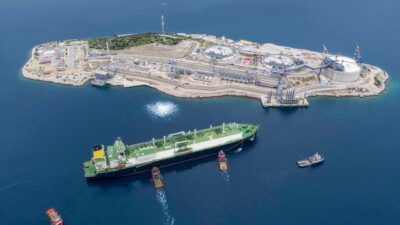 Μακροχρόνια συμφωνία 20 ετών για προμήθεια 1 εκατ. τόνων LNG ετησίως από το 2030