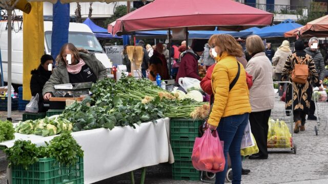 Υπάρχει σήμερα στην Ελλάδα μεσαία τάξη; Ιωάννα Τσιβάκου