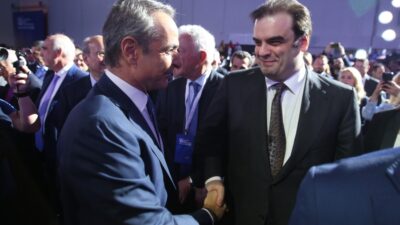 Διεθνής υμνωδία στην Ελλάδα των "οικονομικών θαυμάτων"! Δημήτρης Στεργίου