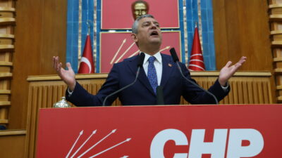 Η ημέρα που θα κρίνει το μέλλον του κεμαλικού κόμματος, Βάνα Στέλλου