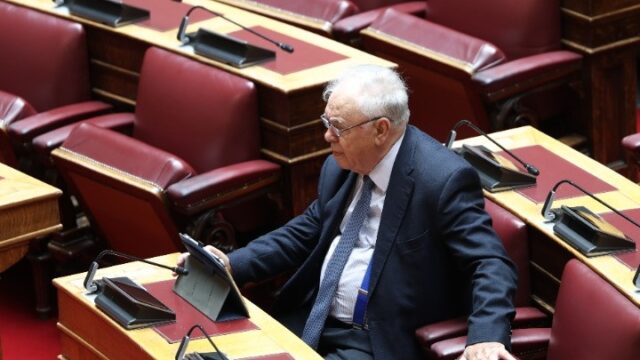 Δραγασάκης: Θέλω να συμβάλω ως ανεξάρτητος στη συνεννόηση του ευρύτερου προοδευτικού χώρου