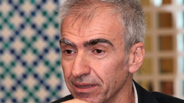 Ο Μαραντζίδης και η ξένη κακόβουλη επιρροή, Ζαχαρίας Μίχας
