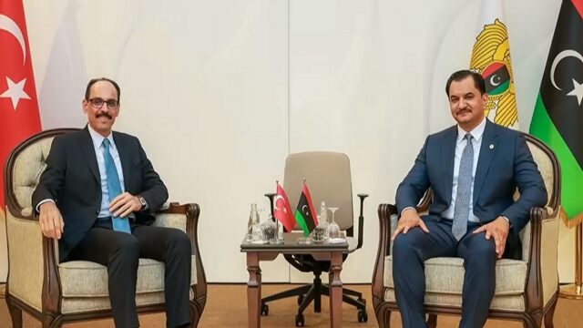 Λιβύη: Νέες ισορροπίες – Τι σημαίνει η επίσκεψη του επικεφαλής της ΜΙΤ, Καλίν, στη Βεγγάζη