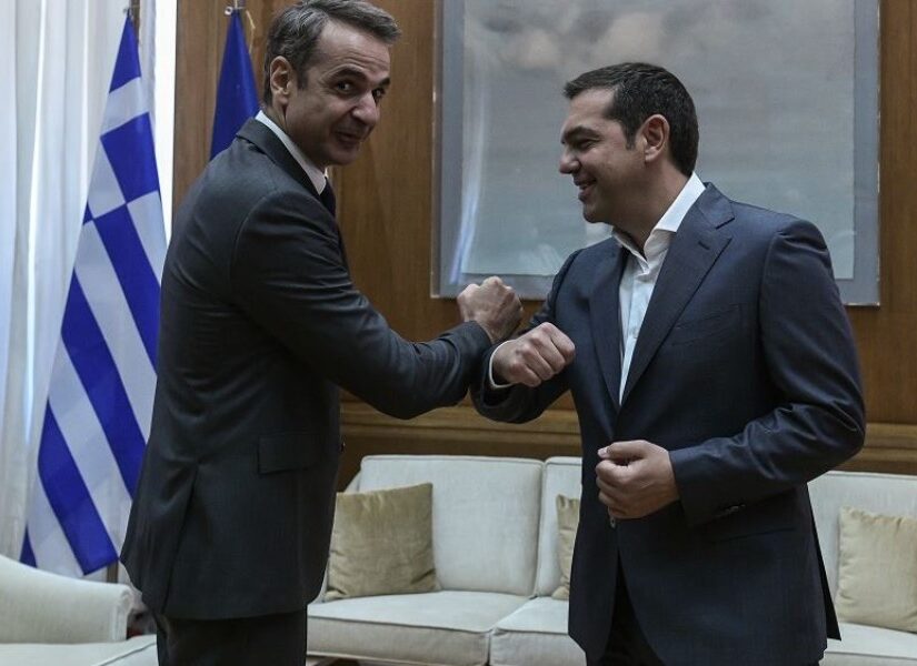 Ερίζουν για την οικονομία Μητσοτάκης-Τσίπρας λανσαριζόμενοι σαν δίπολο